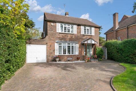 Knowle Park, Cobham, KT11 4 bed detached house for sale