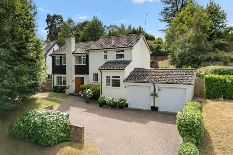 Lebanon Drive, Cobham, KT11 4 bed detached house for sale