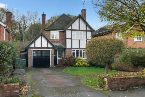 Heathside, Esher, KT10 3 bed detached house for sale