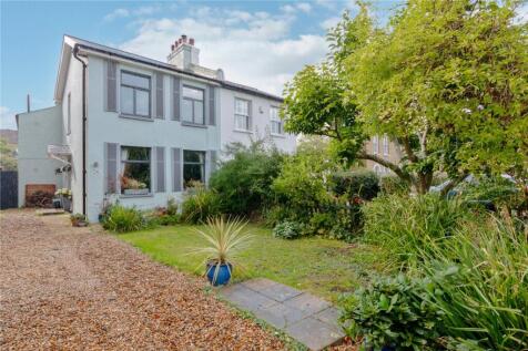 Hamilton Road, West Norwood, London... 3 bed semi