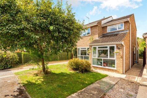 Gilbert Scott Road, Buckingham... 4 bed detached house for sale