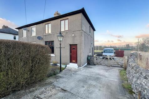 Sunnyfields, Harpur Hill, Buxton 3 bed semi