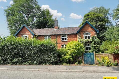 Macclesfield Road, Buxton 6 bed character property for sale