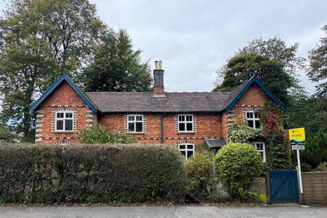 Macclesfield Road, Buxton 6 bed character property for sale