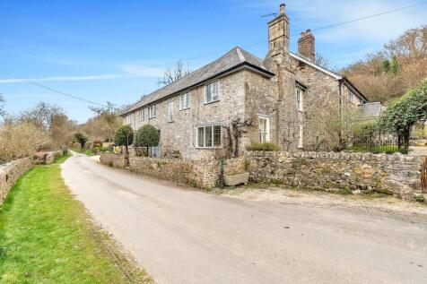 Combpyne, Axminster, Devon, EX13 4 bed link detached house for sale