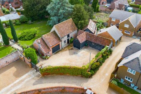 2 bedroom detached house for sale