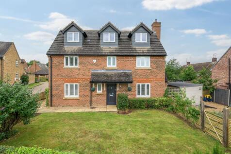 5 bedroom detached house for sale