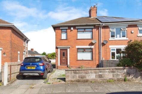 3 bedroom semi-detached bungalow for sale
