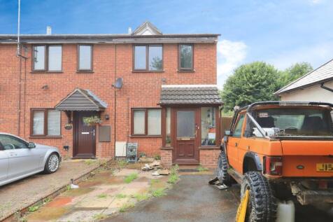 2 bedroom end of terrace house for sale