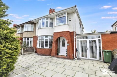 4 bedroom semi-detached house for sale