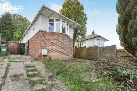 2 bedroom semi-detached bungalow for sale