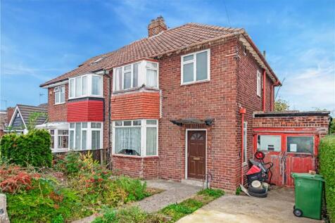 Howard Drive, York, North Yorkshire... 3 bed semi