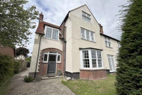 Kingsdown 2 bed apartment for sale
