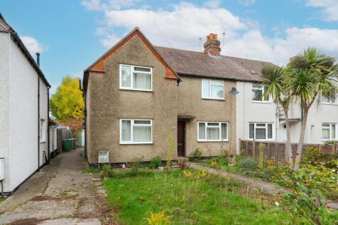 2 bedroom semi-detached house for sale