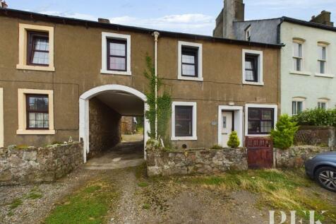 4 bedroom terraced house for sale