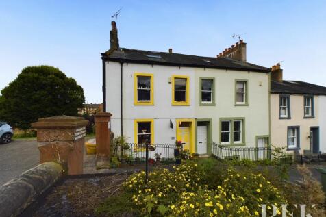 Market Street, Cockermouth CA13 4 bed end of terrace house for sale