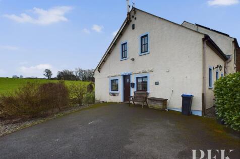 2 bedroom semi-detached house for sale