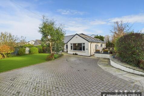 2 bedroom semi-detached bungalow for sale