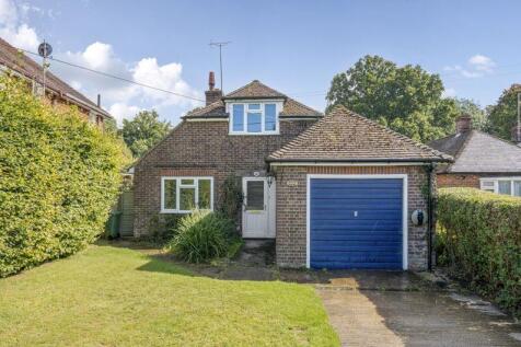 The Slade, Tunbridge Wells 3 bed detached house for sale