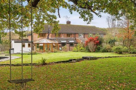 4 bedroom semi-detached house for sale