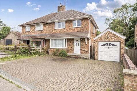 Wyndham Avenue, Leigh, TN11 8RB 3 bed semi