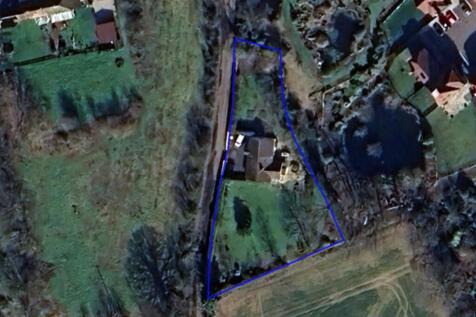 Watermans Lane, Paddock Wood, TN12 3 bed property with land for sale