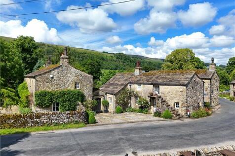 Starbotton, Skipton, North Yorkshire... 5 bed detached house for sale