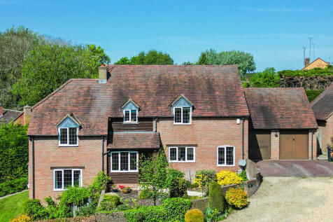 Kineton 4 bed detached house for sale
