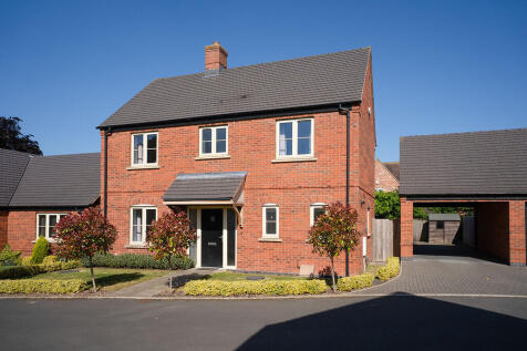Court Close, Kineton 3 bed detached house for sale