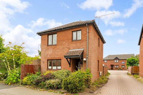 2 bedroom detached house for sale