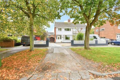 3 bedroom semi-detached house for sale