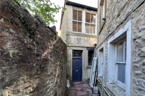 Castle Hill, Settle, North Yorkshire... 1 bed house for sale