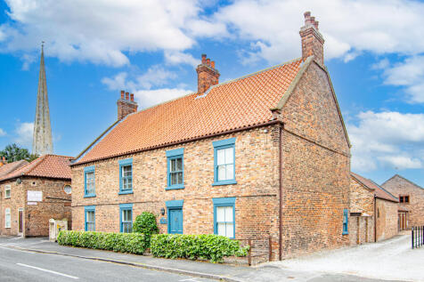 Selby YO8 6 bed detached house for sale