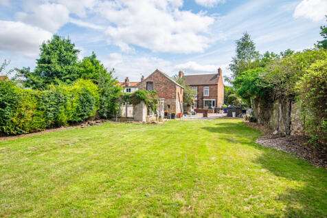 Selby YO8 4 bed detached house for sale