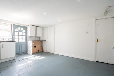 Leeds LS9 4 bed block of apartments for sale