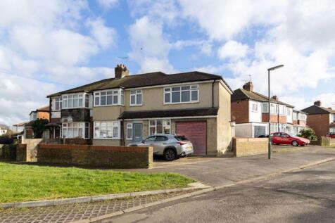 Hamsey Green Gardens, Warlingham 4 bed semi