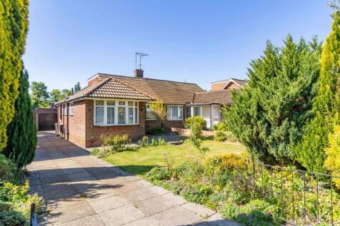 Dewlands, Godstone 4 bed property for sale