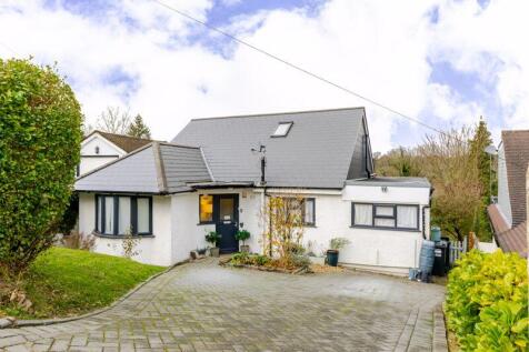 Court Farm Road, Warlingham 5 bed detached house for sale