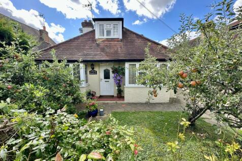 Howard Road, Seer Green, HP9 4 bed detached house for sale