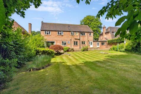 Eghams Wood Road, Beaconsfield, HP9 5 bed detached house for sale