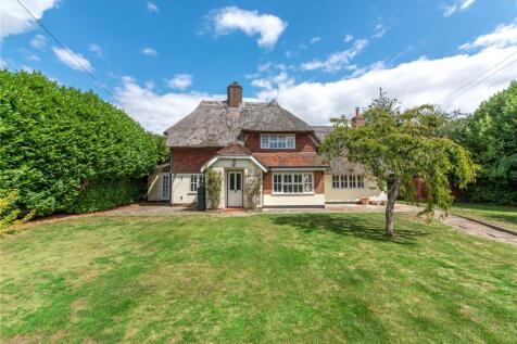 East Garston, Hungerford, Berkshire... 4 bed detached house for sale