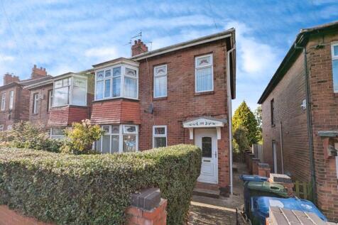 2 bedroom ground floor flat for sale