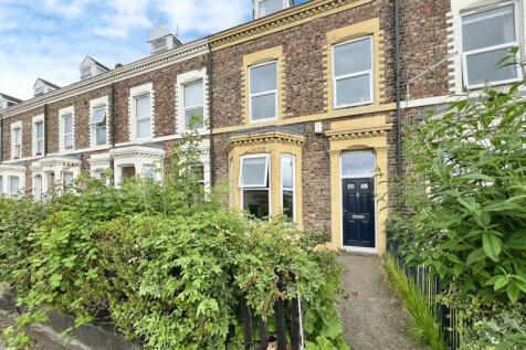 6 bedroom terraced house for sale