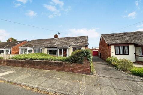 3 bedroom semi-detached bungalow for sale