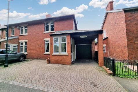 2 bedroom semi-detached house for sale