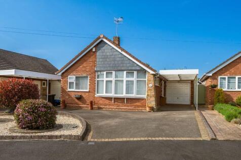 Regent Close, Kingswinford DY6 2 bed detached bungalow for sale