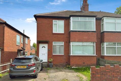 2 bedroom ground floor flat for sale