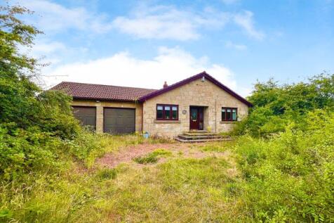 4 bedroom detached bungalow for sale