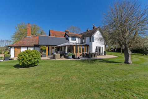 The Broadway, Essex CM6 4 bed detached house for sale