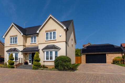 Waterside Place, Saffron Walden CB11 4 bed detached house for sale